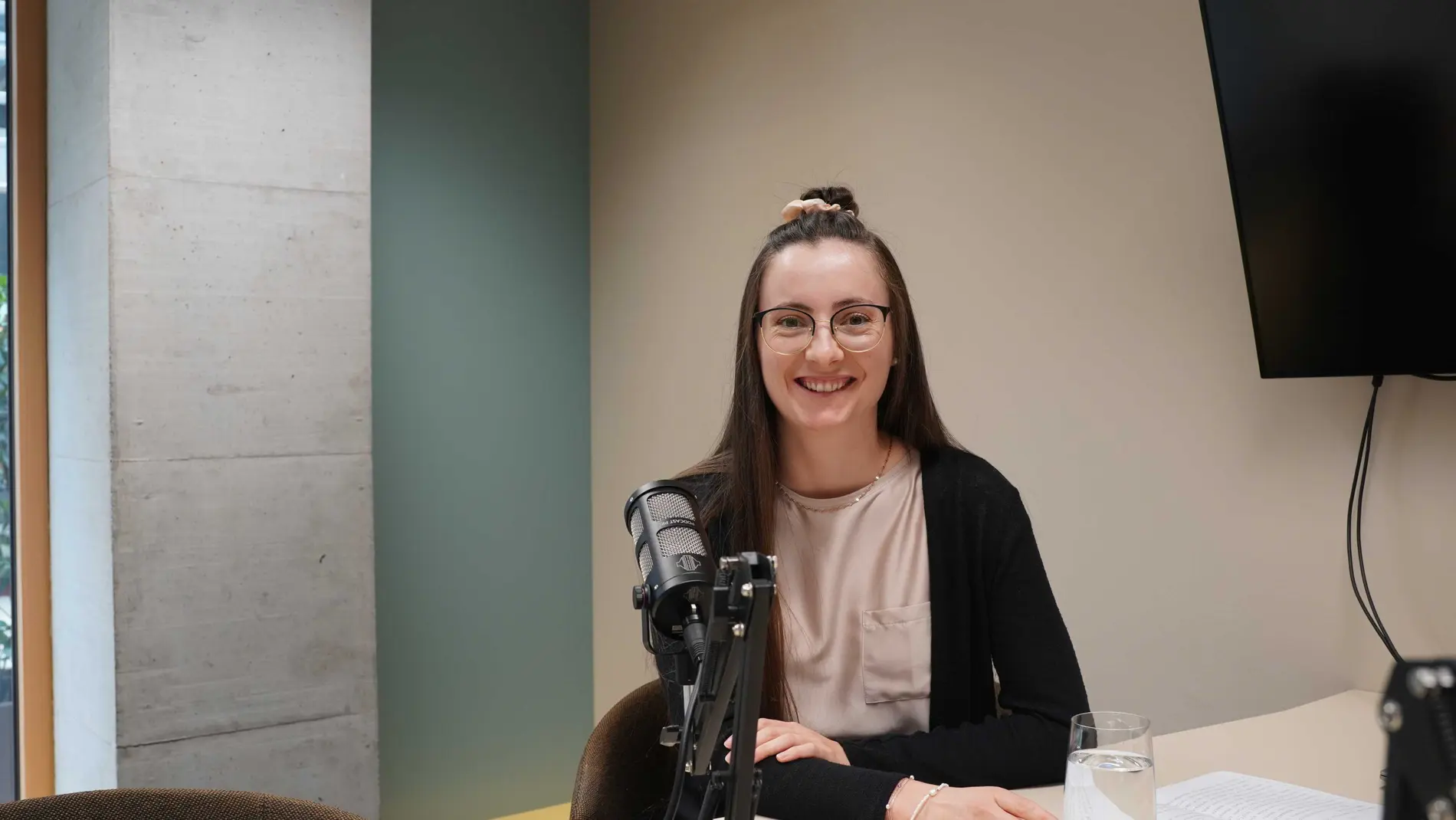 Katharina Schön bei der Aufnahme des Klimadialog-Podcasts