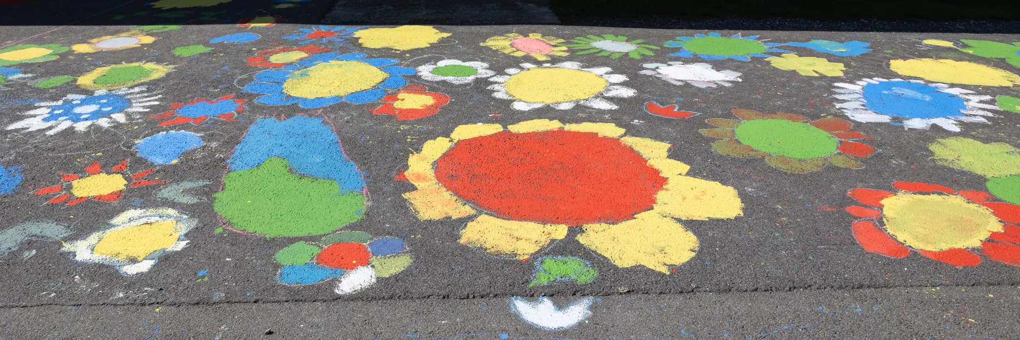 Bunte Schulstraße